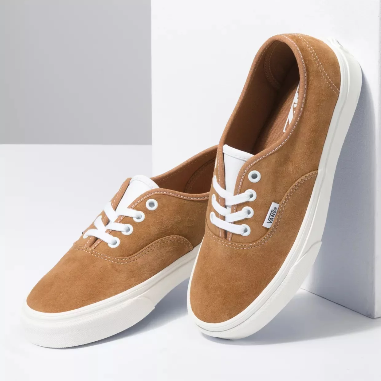 Vans Authentic Pig Suede Brown Sugar Snow White VN0A2Z5I18M1