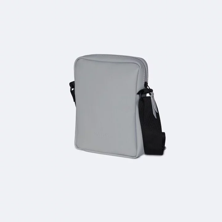 jet bag rains Texel Wash Black Waterproof Toiletry Travel Organizer for Men and Women The Origin II Raincoat from Mac in a Sac is a stylish and easy Rains Jet Bag Taupe