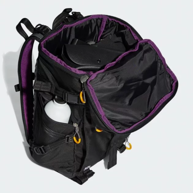black hello kitty jansport backpack Black Jansport Backpack with A Patch That's Hello Kitty