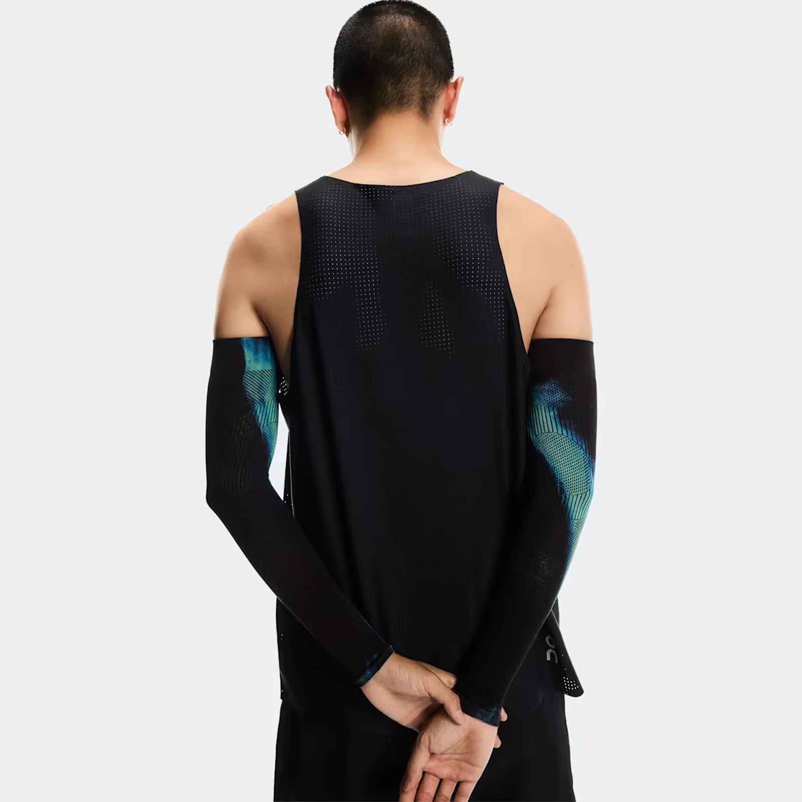 On Running Pace Arm Sleeves Black | Horizon 2UF30323398 U